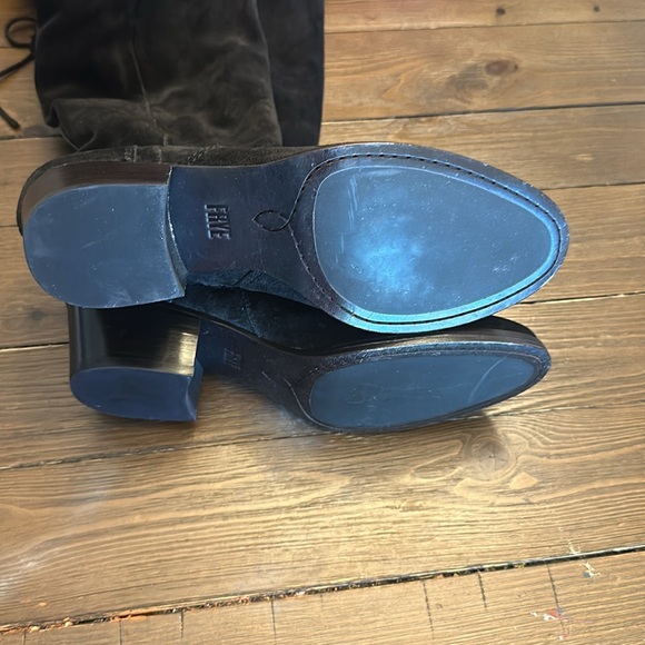 Gorgeous FRYE Clara Tassel Over Knee Women's Black Suede Boot - Picture 8 of 14